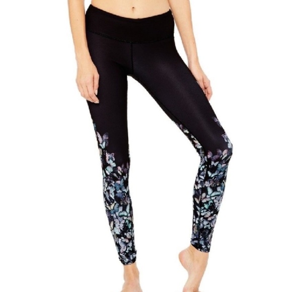 Gypset Goddess x Alo Airbrush Glossy Leggings - Picture 3 of 7